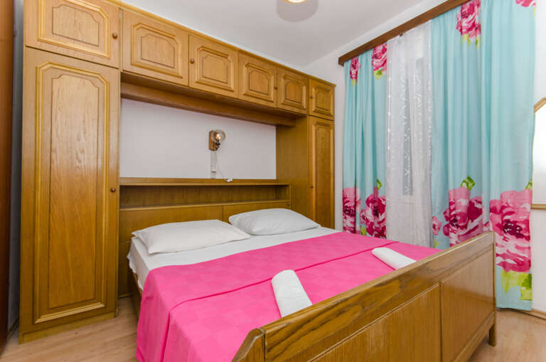 Makarska Apartment Rental