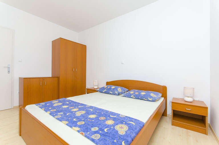 Necujam Apartment Rental