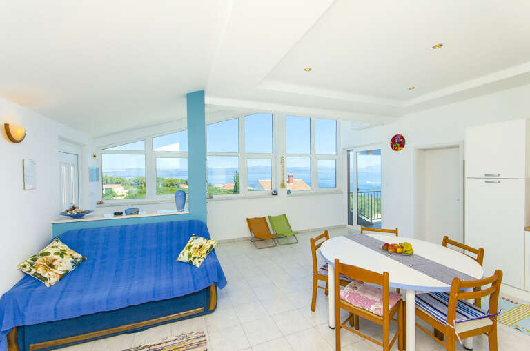 Necujam Apartment Rental