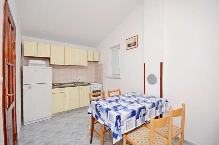Novalja Apartment Rental