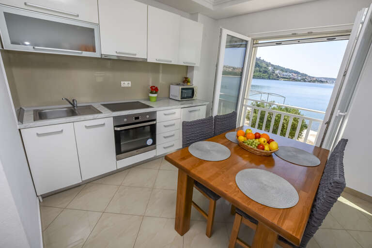 Podglavica Apartment Rental