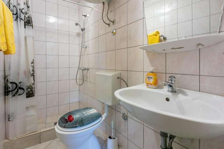 Ledenice Apartment Rental