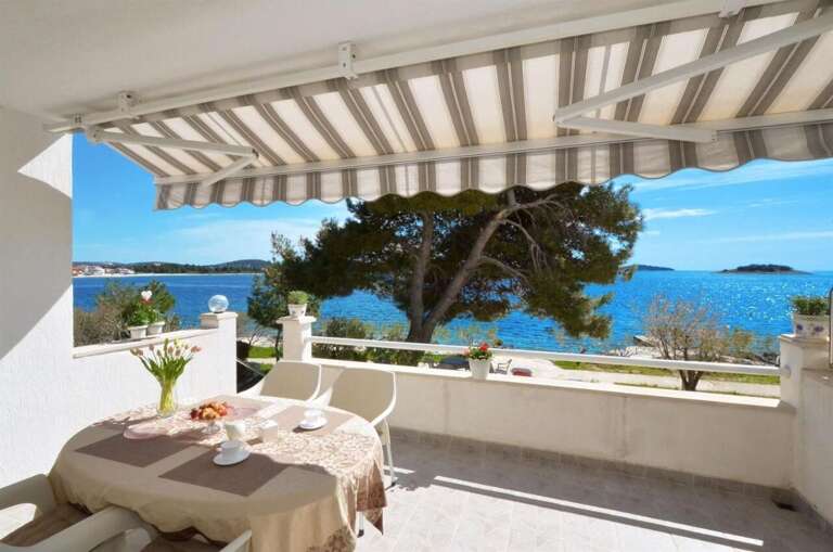 Primosten Apartment Rental