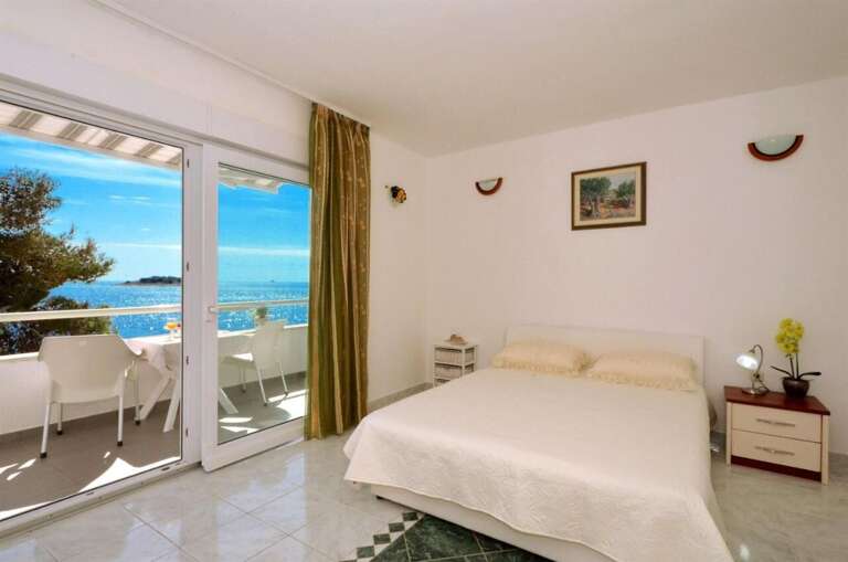 Primosten Apartment Rental