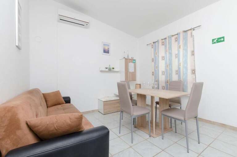 Rogoznica Apartment Rental