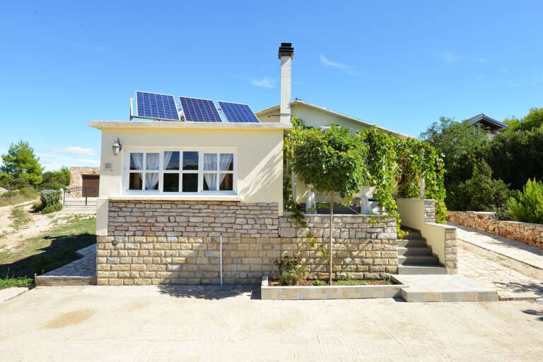 Zirje Home Rental