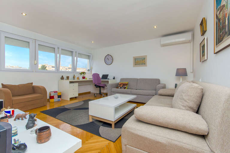 Split Apartment Rental