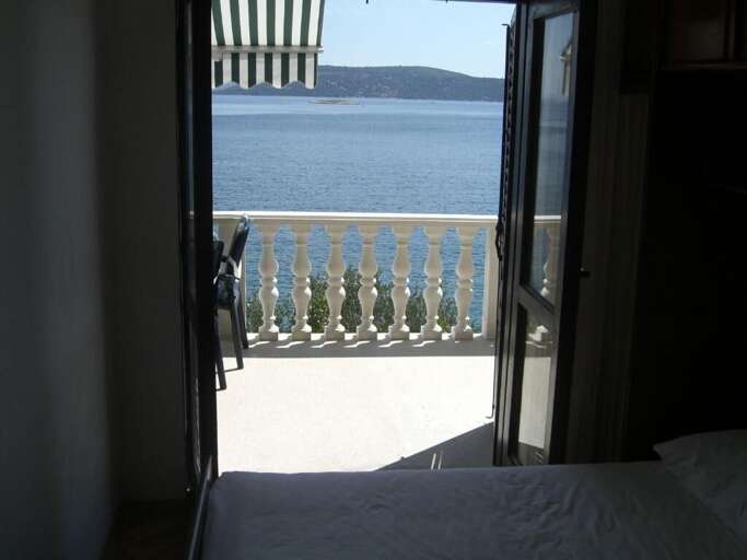 Vinisce Apartment Rental