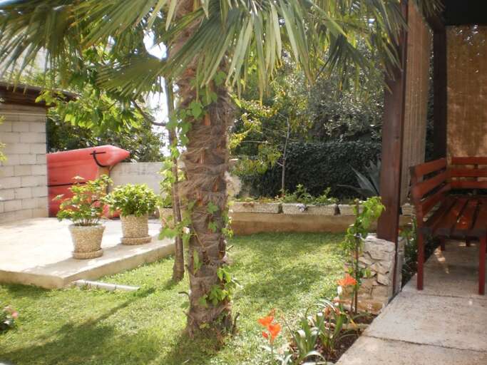 Okrug Gornji Apartment Rental