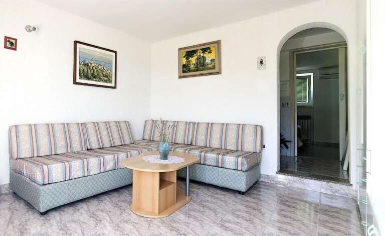 Martina Apartment Rental
