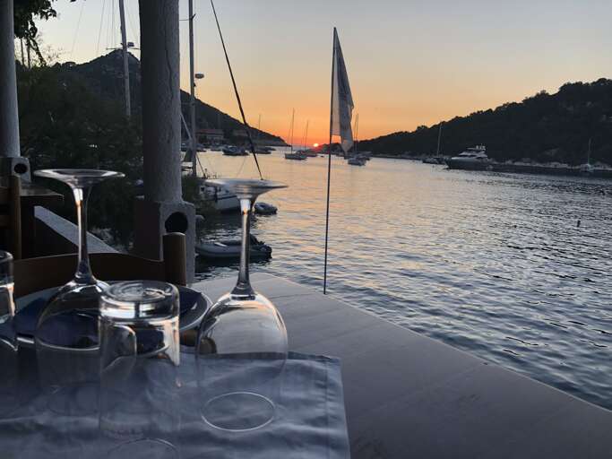 Lastovo Apartment Rental