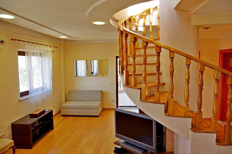 Sumartin Apartment Rental