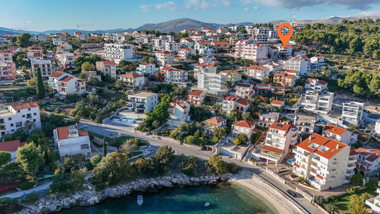 Okrug Gornji Apartment Rental
