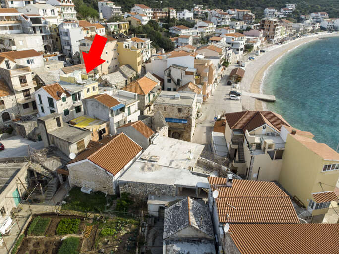 Igrane Home Rental