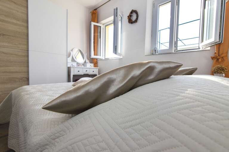 Igrane Home Rental