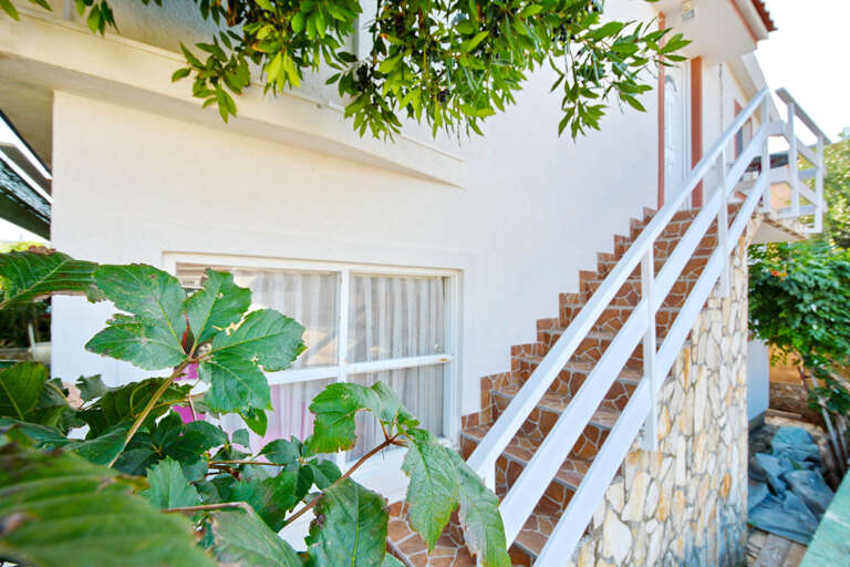 Vir Apartment Rental