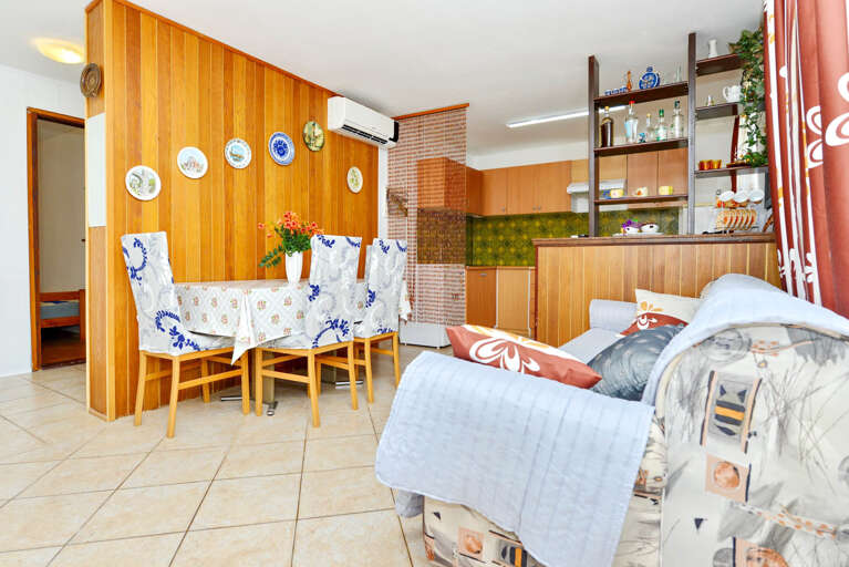 Vir Apartment Rental