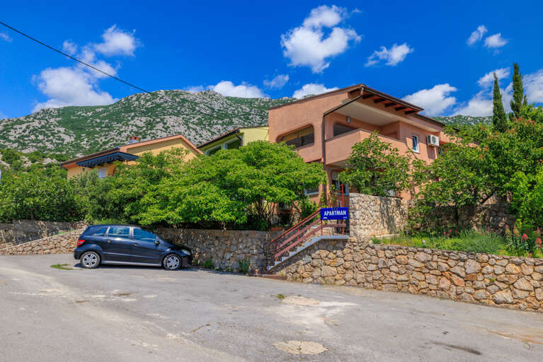 Karlobag Apartment Rental