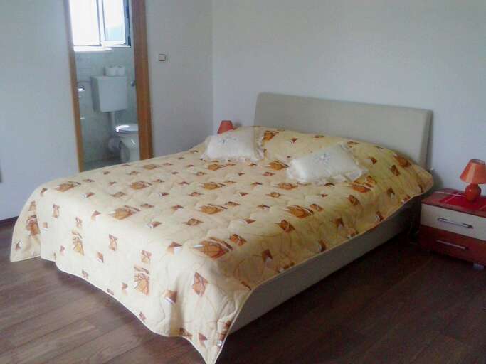 Molunat Apartment Rental