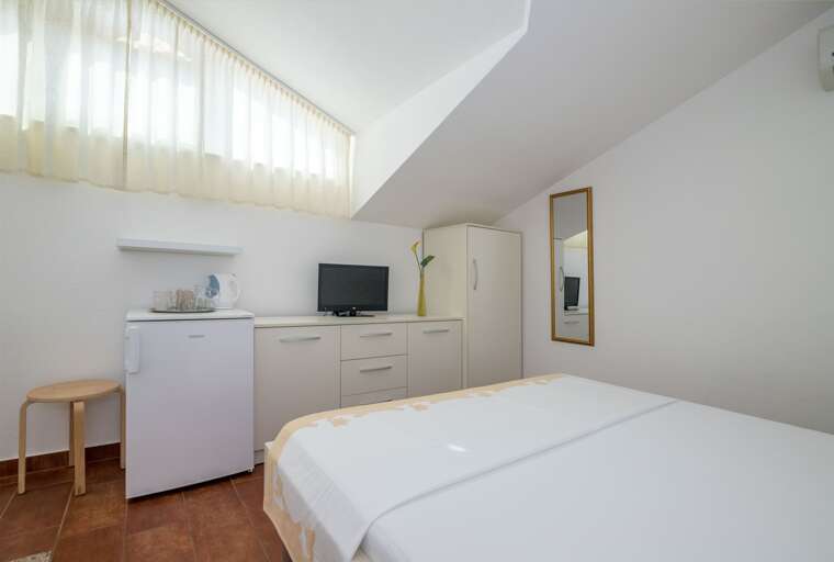 Okrug Gornji Rental Rental