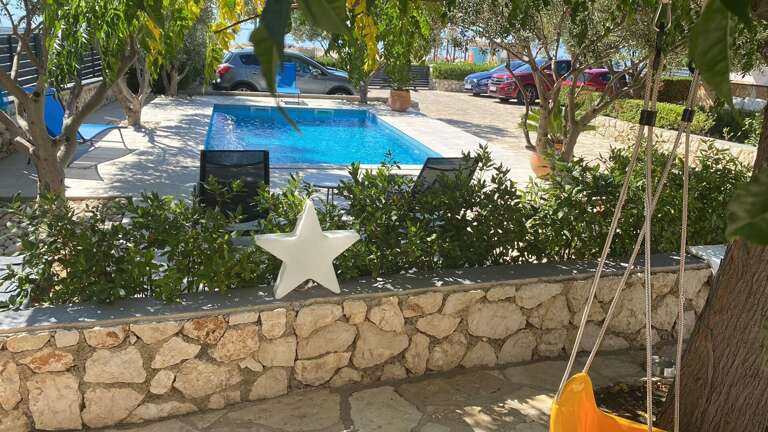 Novalja Apartment Rental