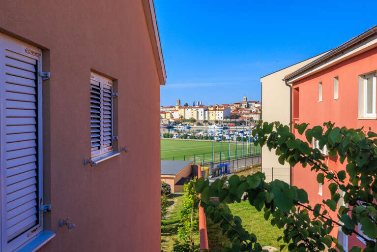 Banjol Apartment Rental