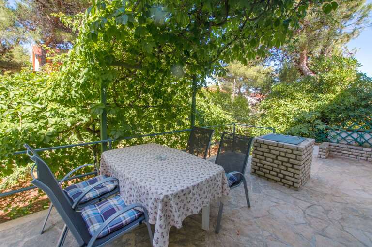 Vrbanj Apartment Rental