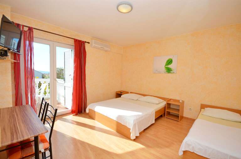 Tribunj Apartment Rental