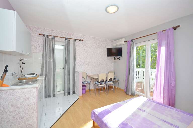 Tribunj Apartment Rental