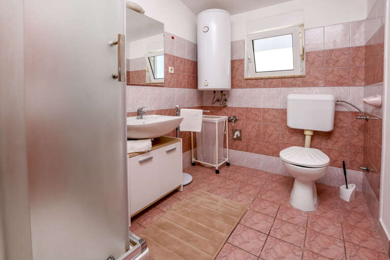 Razanj Apartment Rental