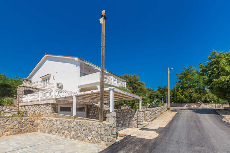 Silo Apartment Rental