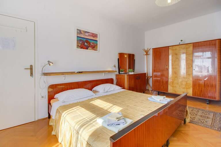 Miholascica Apartment Rental