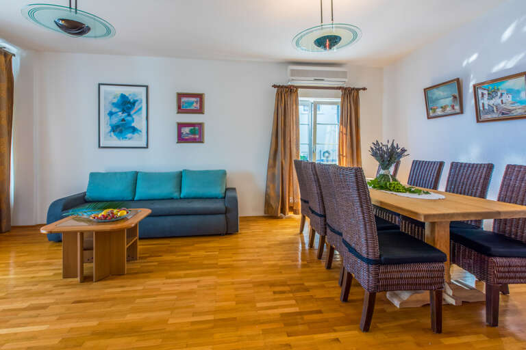 Crikvenica Apartment Rental