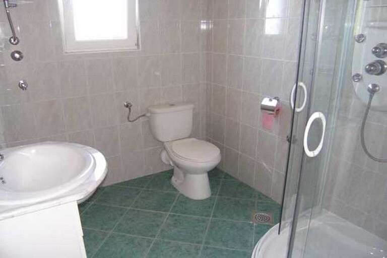 Milna Apartment Rental