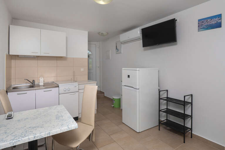 Grebastica Apartment Rental