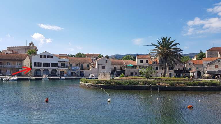 Vrboska Apartment Rental