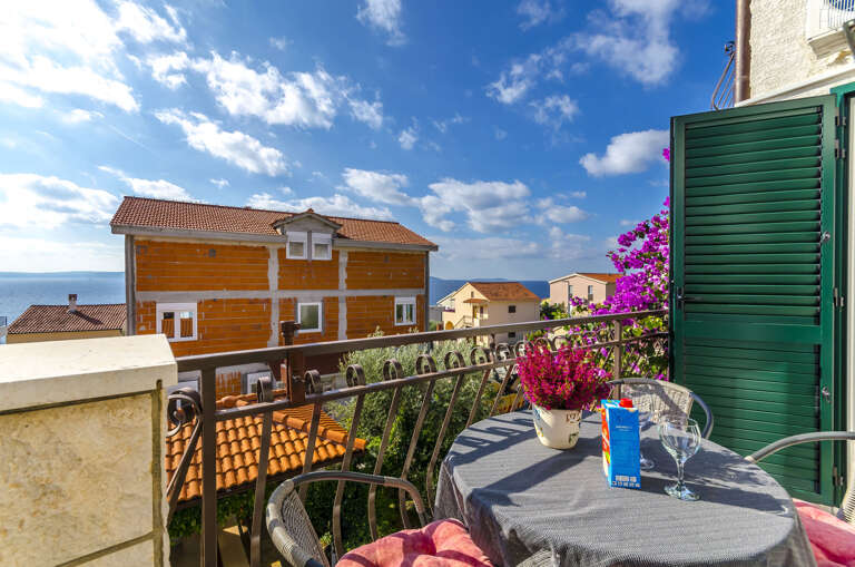 Okrug Gornji Apartment Rental
