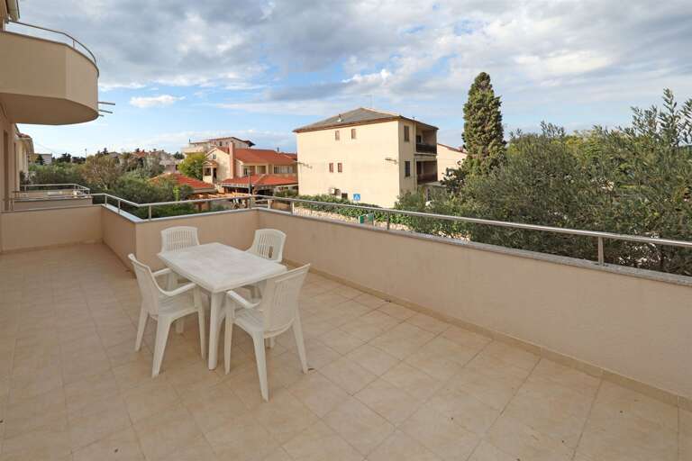 Novalja Apartment Rental