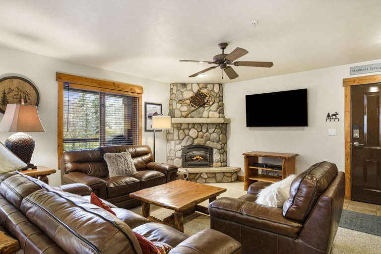 Living Area with cozy gas fireplace Living Area with cozy gas fireplace