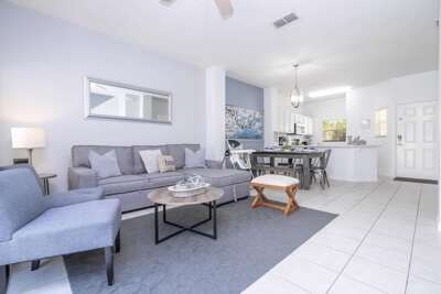 Beautiful Townhouse In Bella Vida Resort!