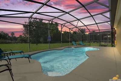 BellaVida Palms Private Screened Pool Home