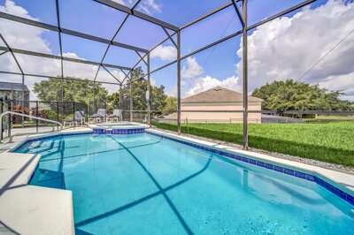 Windsor Palms Villa with Very Private Pool