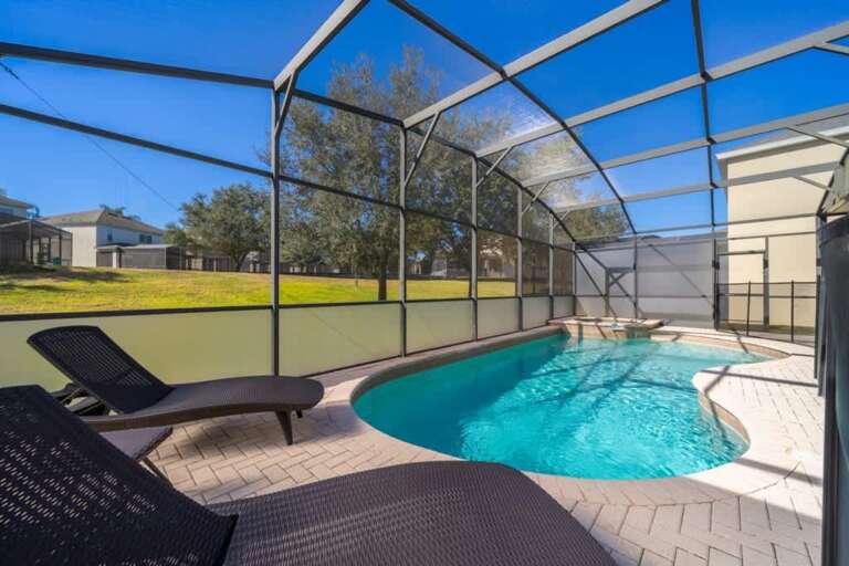 Luxury 6 Bedroom Pool Home in Windsor Hills