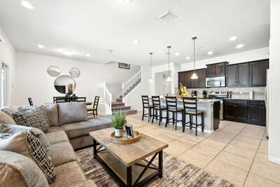 Perfect Retreat with Incredible Resort!