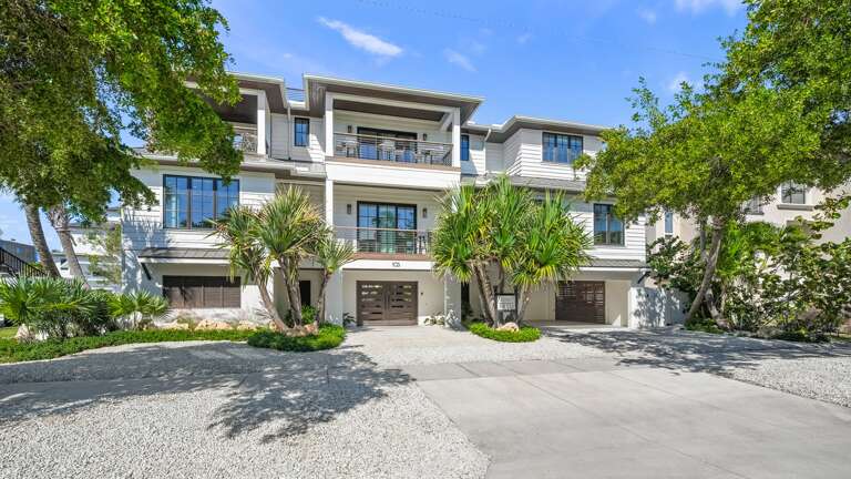 Front Elevation - The Oasis