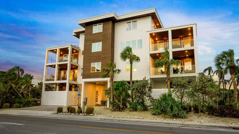 Twilight - Front Elevation - The Upper Deck