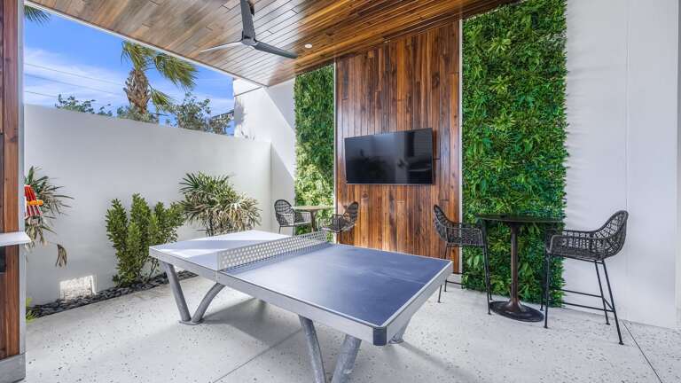 The Upper Deck - Ping Pong