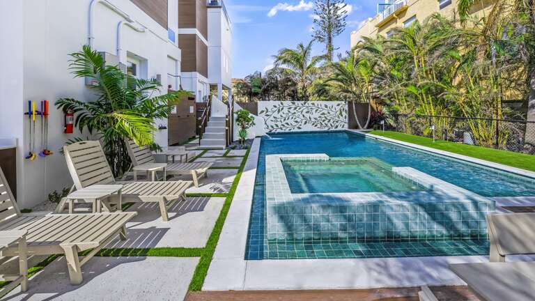 Daytime - Resort Style Pool & Spa - Waterslide - Putt Putt Golf