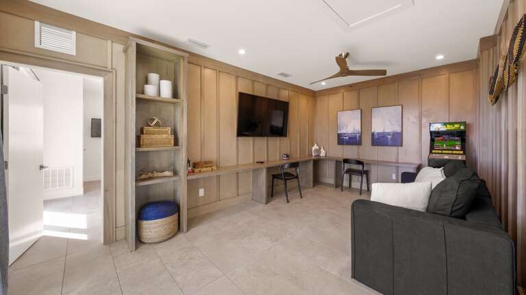 Third Living Floor - Club Room - Arcade Games - Rooftop Access