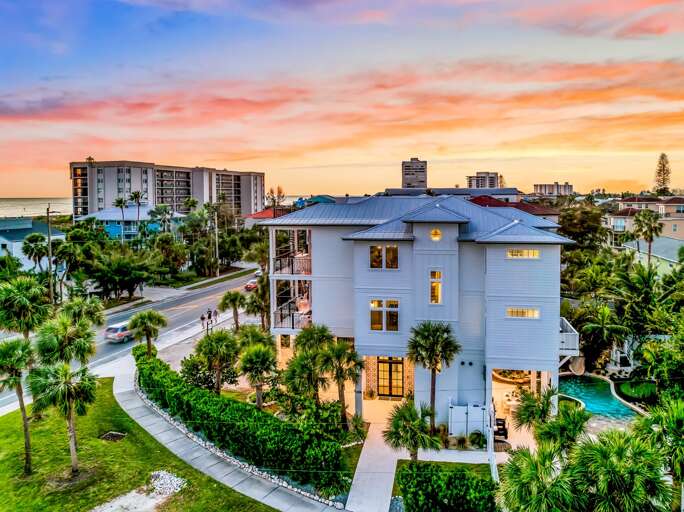 The Plaza - Side Elevation w/ Gulf Views